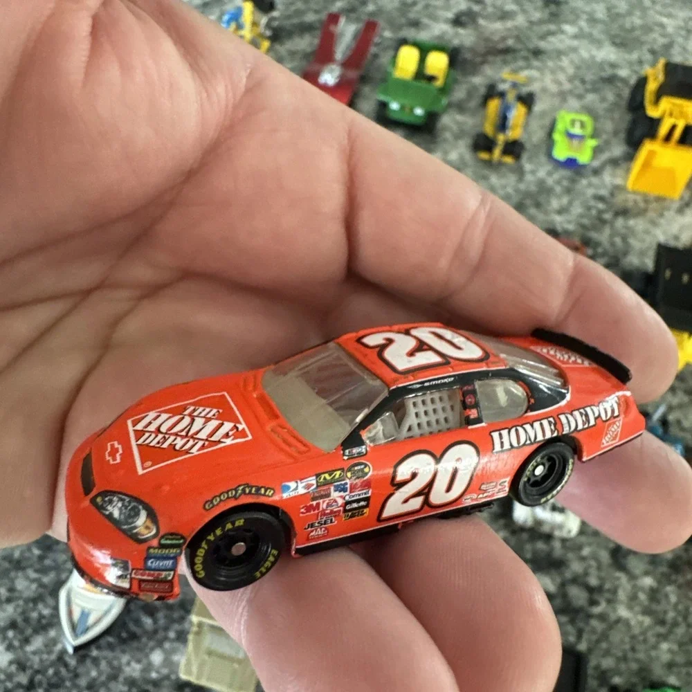 Lot of Hot Wheels Matchbox John Deere NASCAR Disney‎ And Miscellaneous 47 Cars